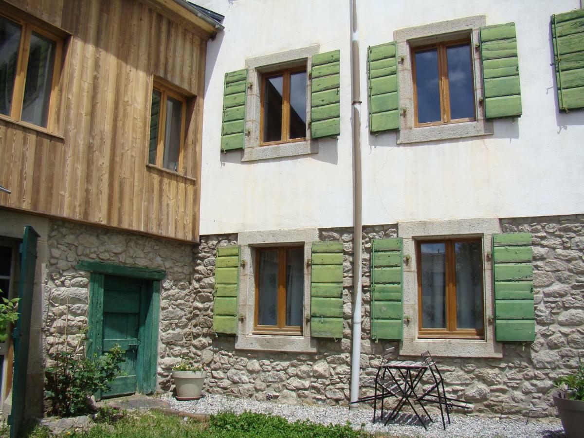 Chez Christine Et Fabrice Lejlighed Font-Romeu-Odeillo-Via Eksteriør billede